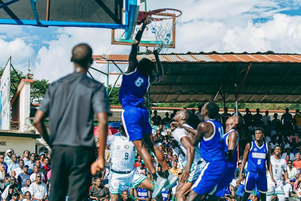 Bâtons de marche nordique : les critères de choix à retenir